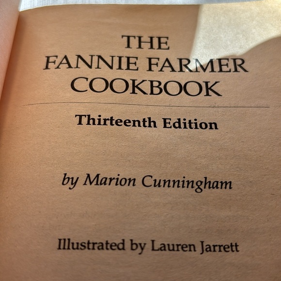 Fannie Farmer cook book with nearly 2000 recipes! - Picture 9 of 9